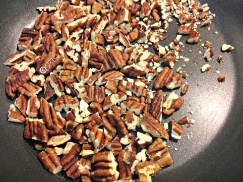 toasted-pecans